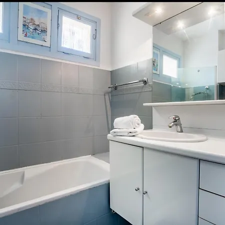 Tres Beau 3 Pieces, Piscine, 500m Des Plages A Ste Maxime * Sainte-Maxime