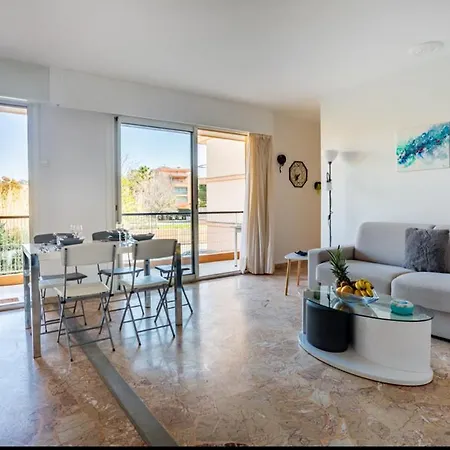 Tres Beau 3 Pieces, Piscine, 500m Des Plages A Ste Maxime Apartment *